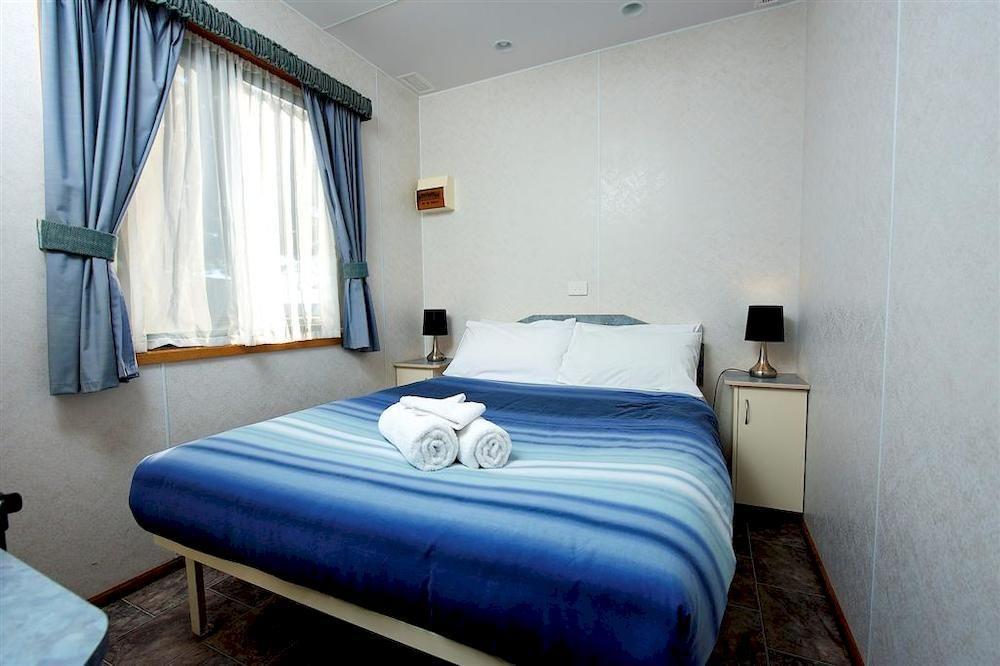 Lakes And Craters Holiday Park Кемпърдаун Екстериор снимка